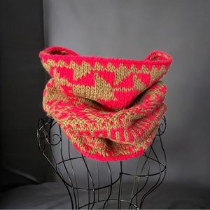 💖 Stylish Pink and Tan Knit Cowl 💖
